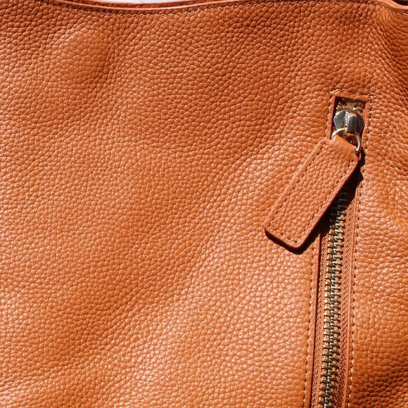 NEW LEATHER TOTE LE MONDE FLORENCE SLOUCH HOBO SHOULDER CARMEL - Picture 14 of 15